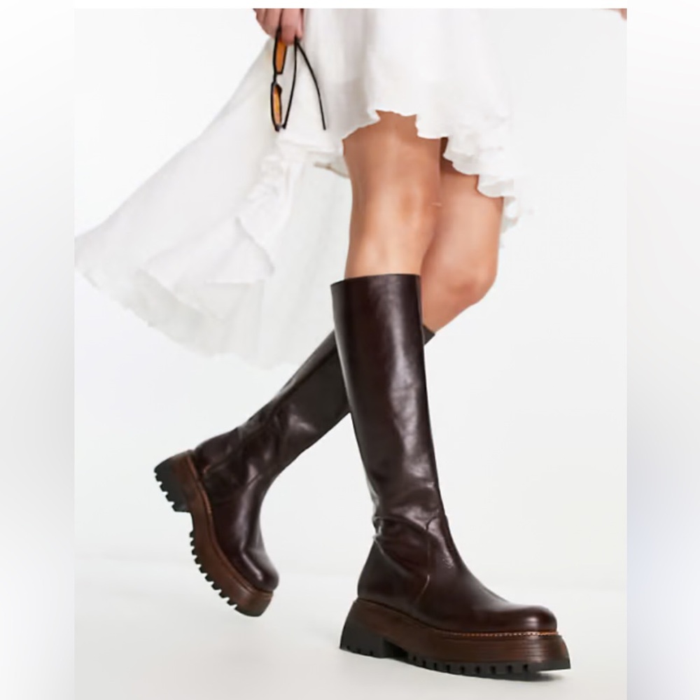 New without Box Free People Rhodes Tall Leather Lug Sole Knee High Boots